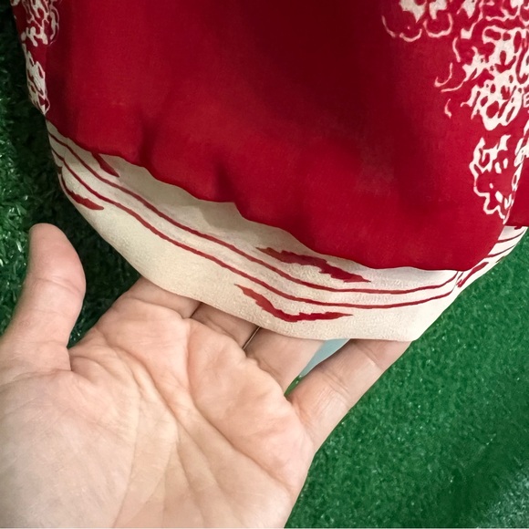 Cabi Heart of Township Red and White Sleeveless Top Summer Casual Cami - Picture 4 of 8